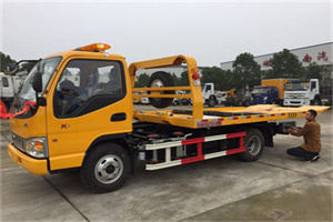 盂县哪里有拖车服务